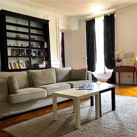 Apartment - Madeleine/tronchet 3 Chambres Paris